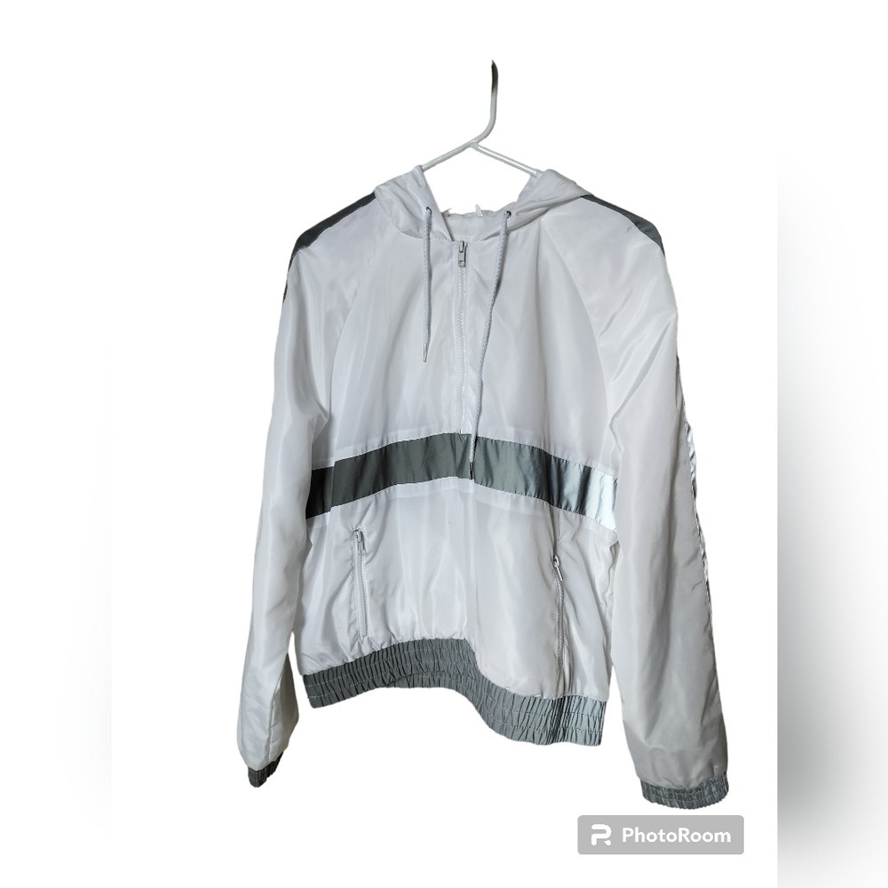 New‎ Rue 21 Women's White Gray Reflective Lightweight Running Rain Jacket Size L